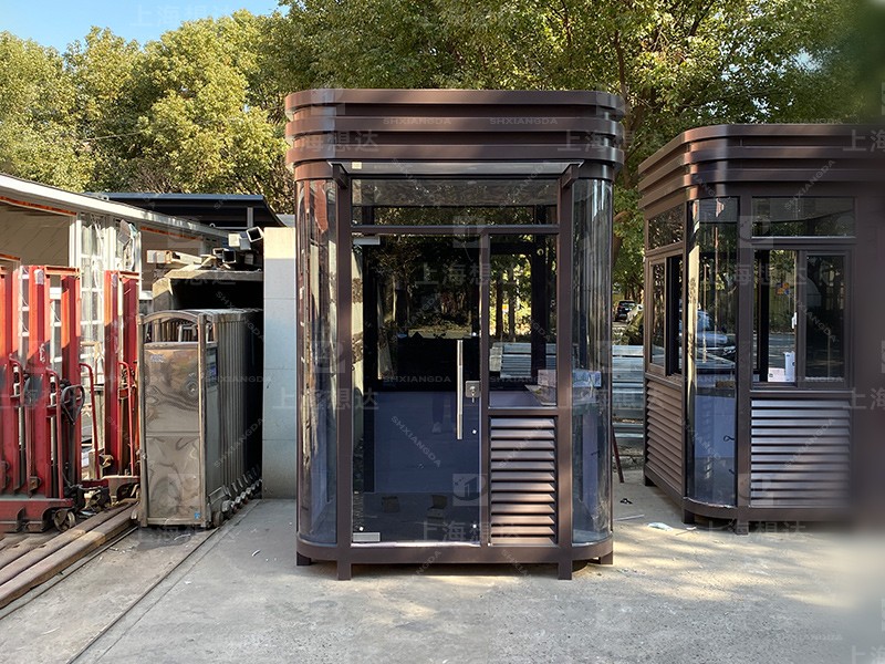 泛紫圓弧鋼結(jié)構(gòu)崗亭03